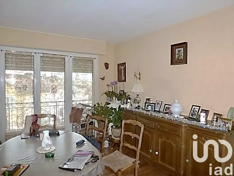 Immeuble, 300 m²
