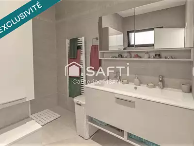Maison, 156 m²
