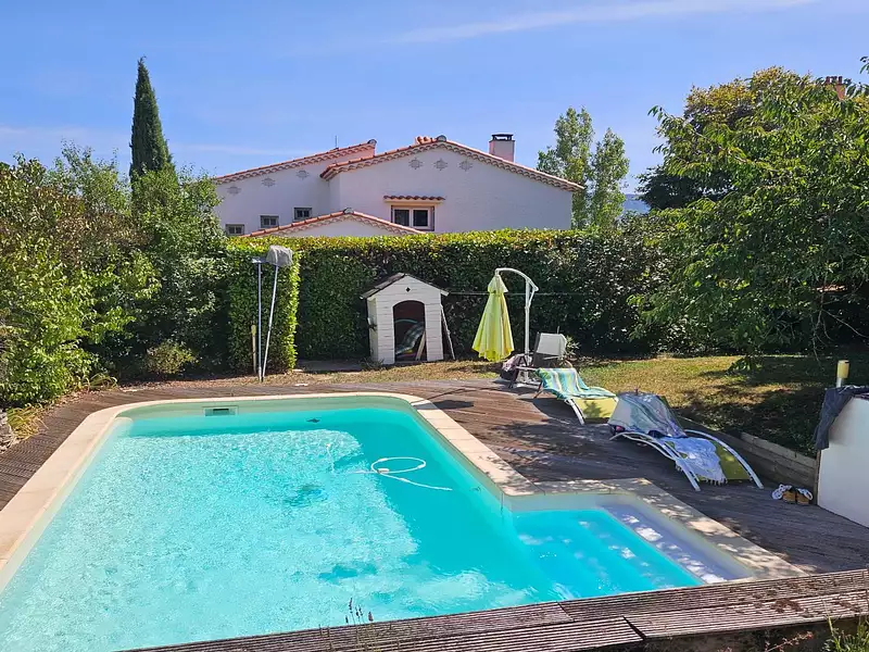 Maison, 170 m²