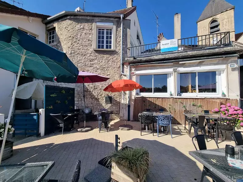 Divers, 310 m²