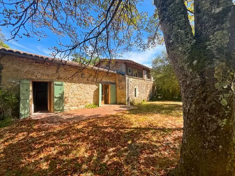 Maison, 355 m²