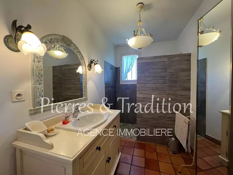 Maison, 175 m²