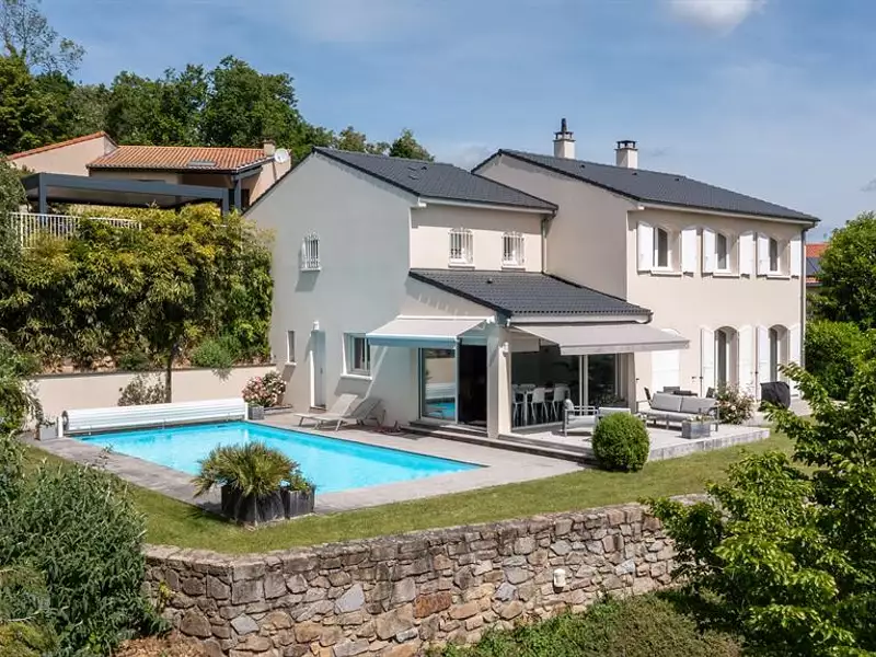 Maison, 250 m²