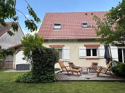 Maison, 230 m²