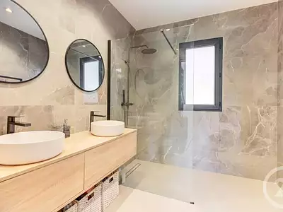 Maison, 170 m²