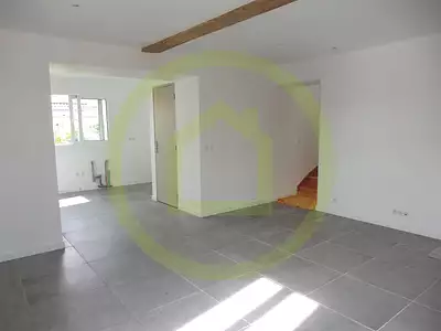 Maison, 215 m²