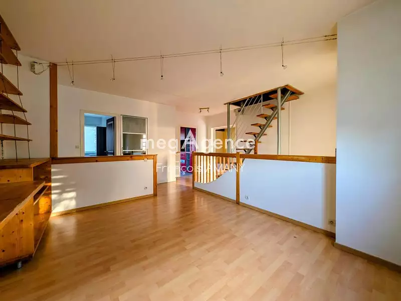 Maison, 350 m²