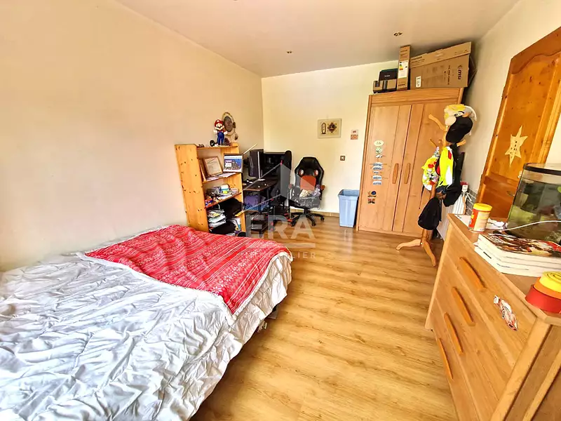 Maison, 266 m²