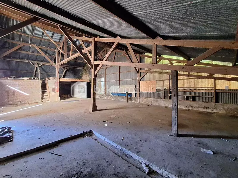 Immeuble, 300 m²