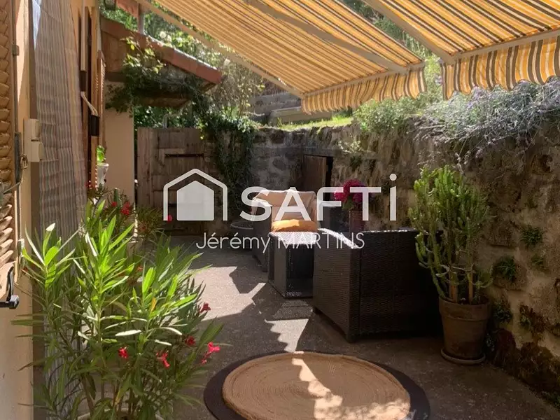 Maison, 156 m²