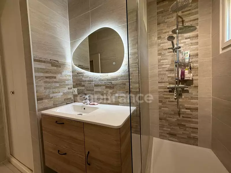 Maison, 87 m²