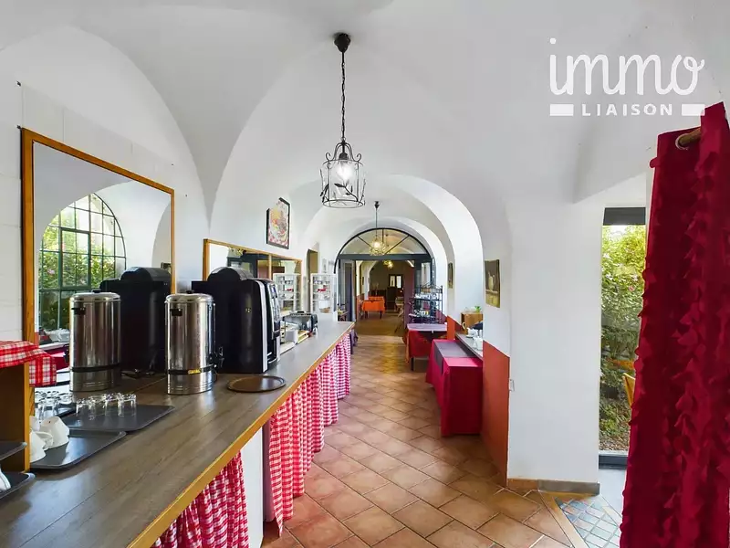 Maison, 1 413 m²