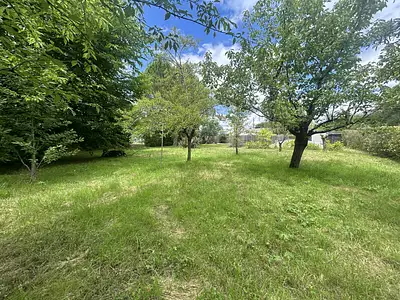 Terrain, 1 100 m²