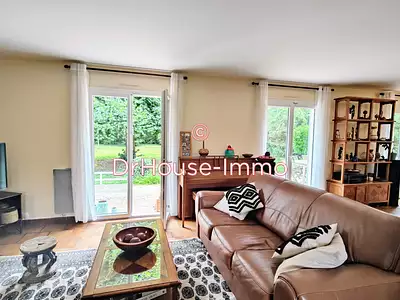 Maison, 241 m²