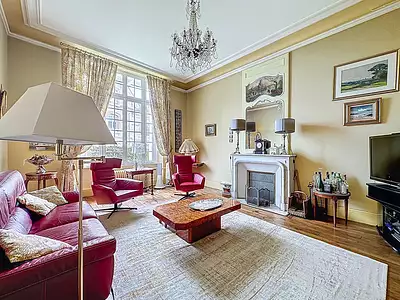 Maison, 252 m²