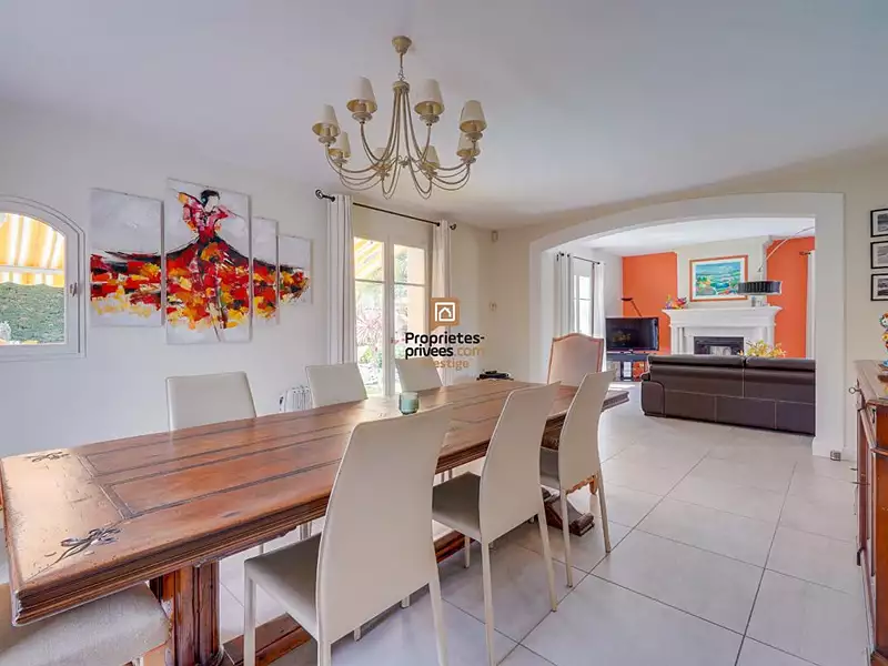 Maison, 181 m²
