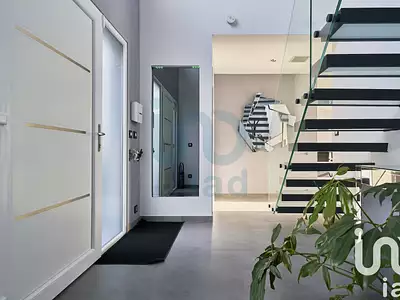 Maison, 386 m²