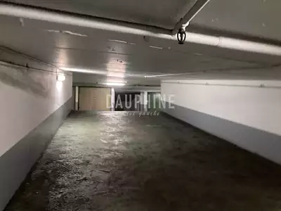 Parking, 12,8 m²