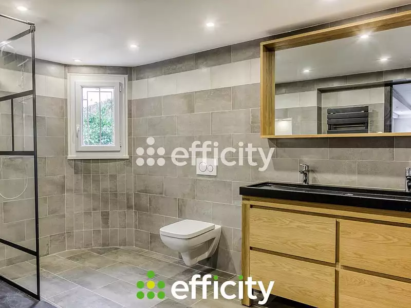 Maison, 165 m²