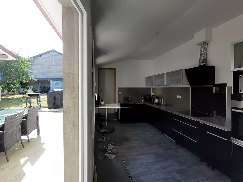 Maison, 219 m²