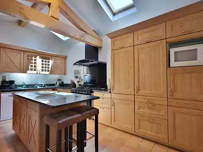 Maison, 749 m²