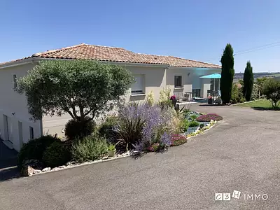 Maison, 165 m²