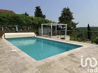 Maison, 211 m²