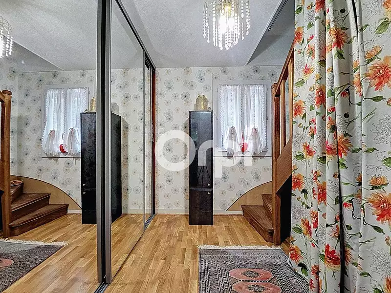 Maison, 156 m²