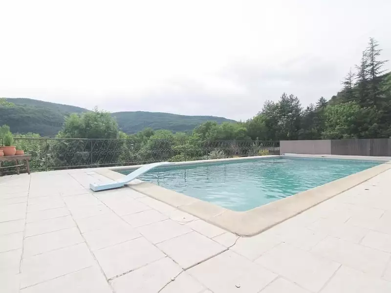 Maison, 276 m²