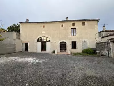 Maison, 180 m²