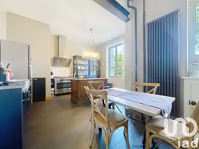 Maison, 240 m²