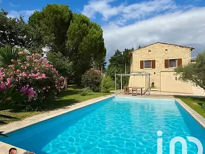 Maison, 153 m²