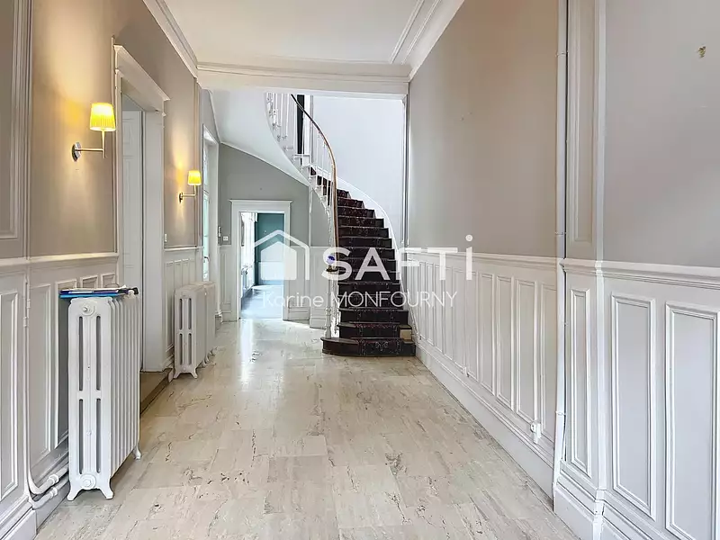 Maison, 330 m²