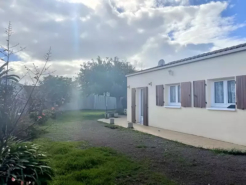 Maison, 77 m²