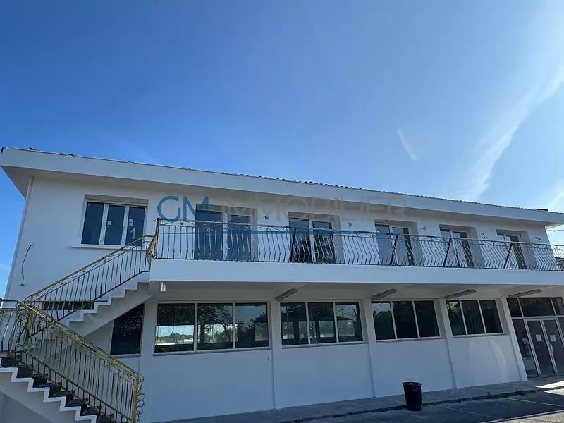 Divers, 382 m²