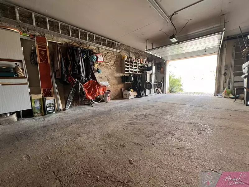 Maison, 220 m²