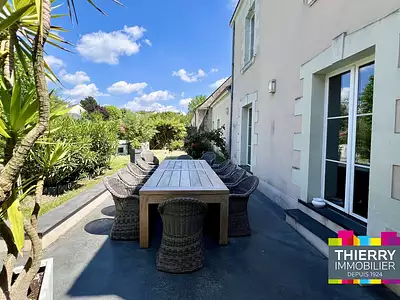 Maison, 280 m²