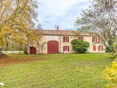 Maison, 277 m²