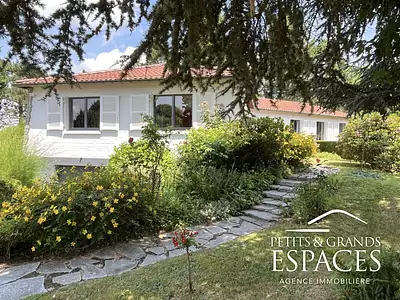 Maison, 167 m²