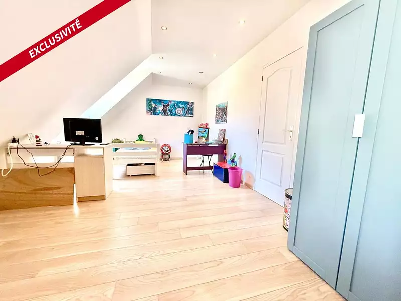 Maison, 190 m²