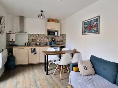 Maison, 240 m²