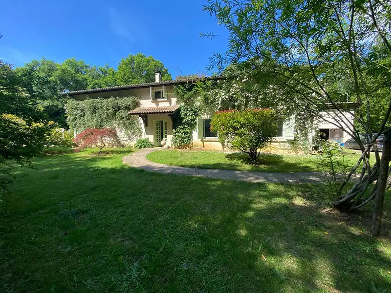 Maison, 330 m²