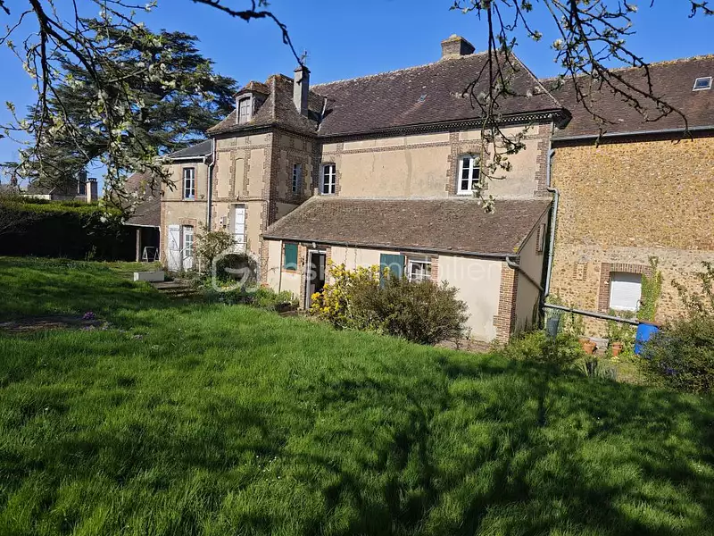 Maison, 211 m²