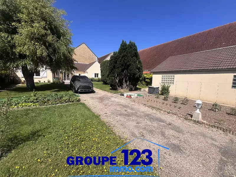 Maison, 111 m²