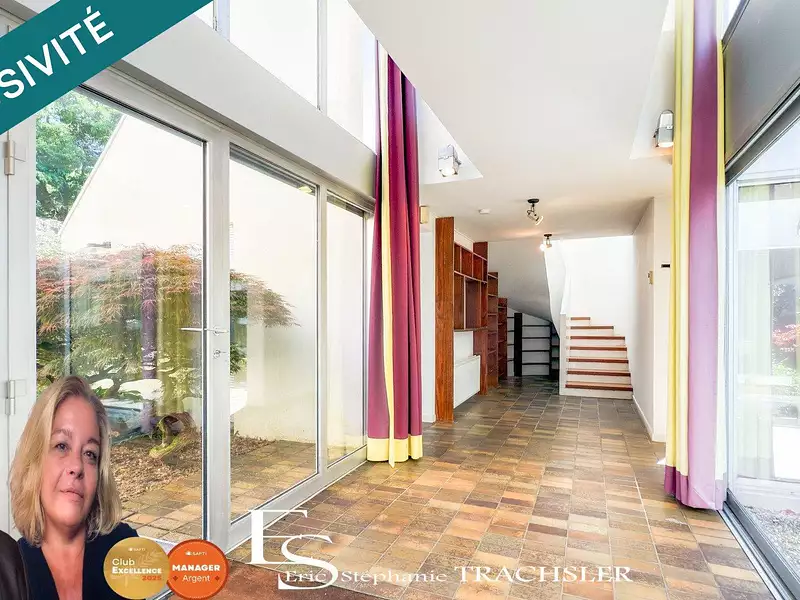 Maison, 304 m²
