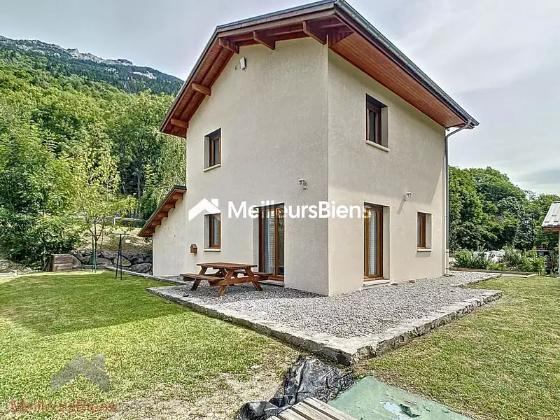 Maison, 89 m²