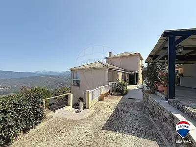 Maison, 179 m²
