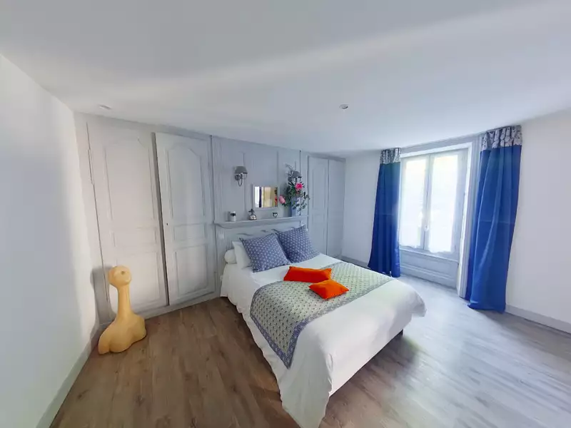 Maison, 220 m²