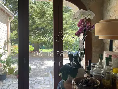 Maison, 242 m²