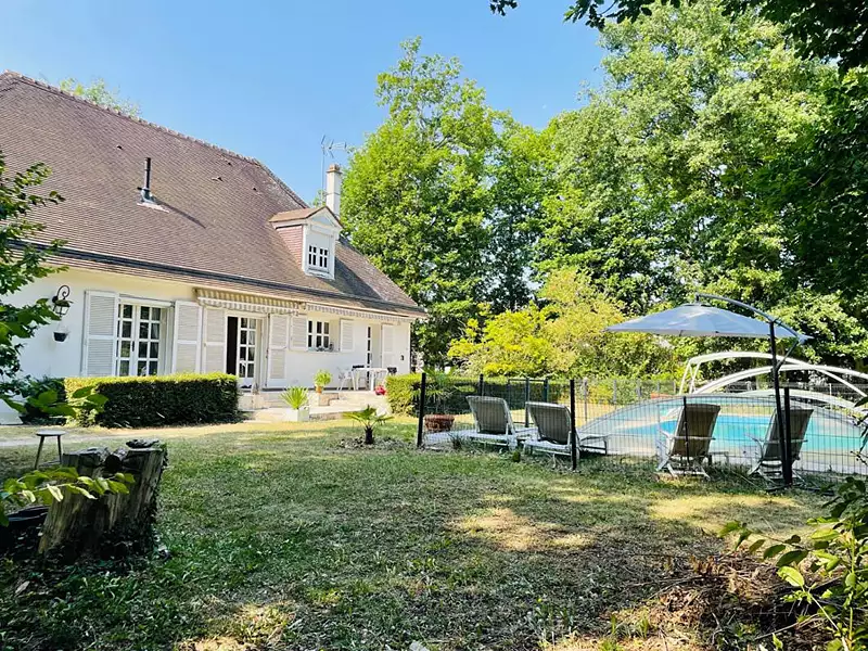 Maison, 190 m²